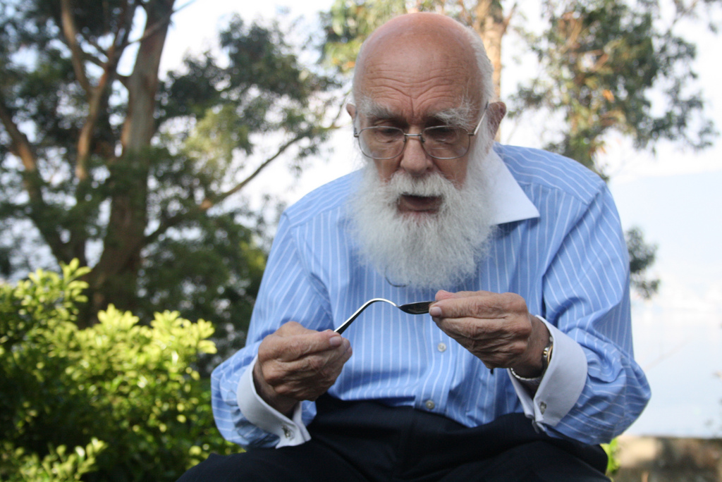 James Randi in Neuromagic 2011