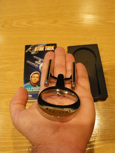 2009-09-24 Abrebotellas Star Trek 09