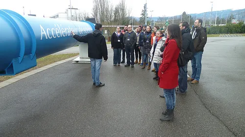 Réplica de la tubería del LHC